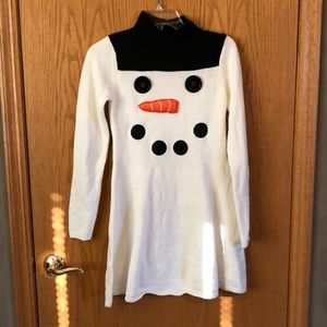 Super cute snowman sweater dress!